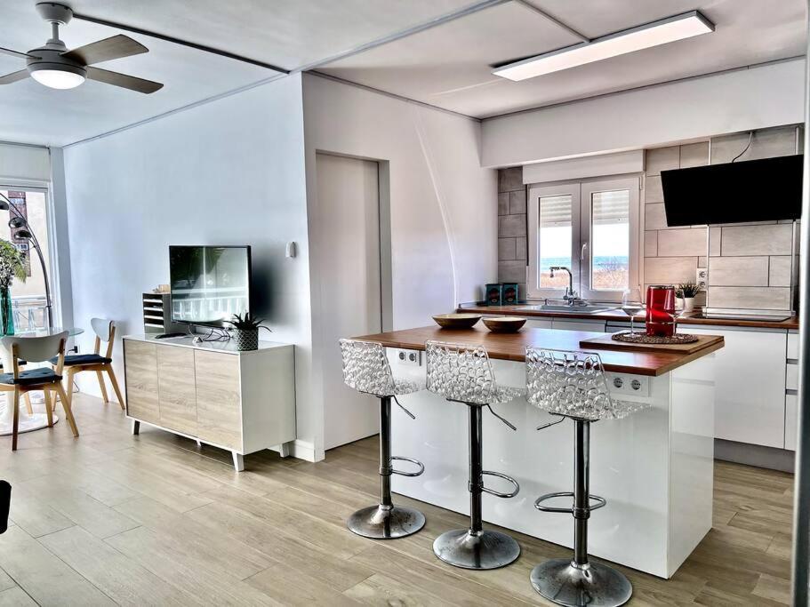 Precioso Apartamento Junto Al Mar 拉波夫拉德法尔纳尔斯 外观 照片