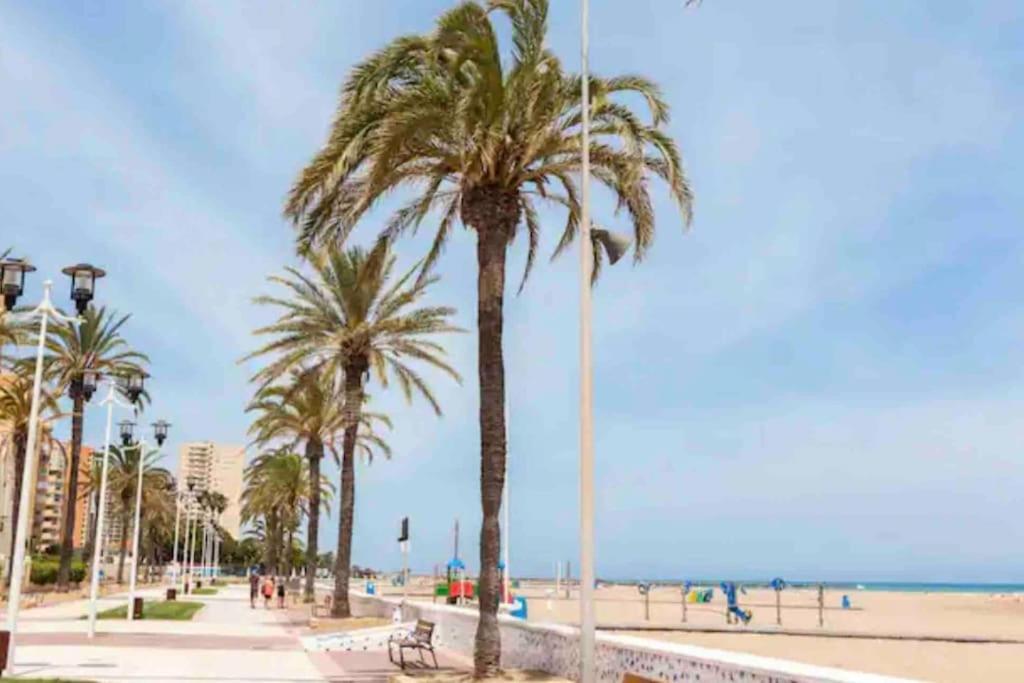 Precioso Apartamento Junto Al Mar 拉波夫拉德法尔纳尔斯 外观 照片