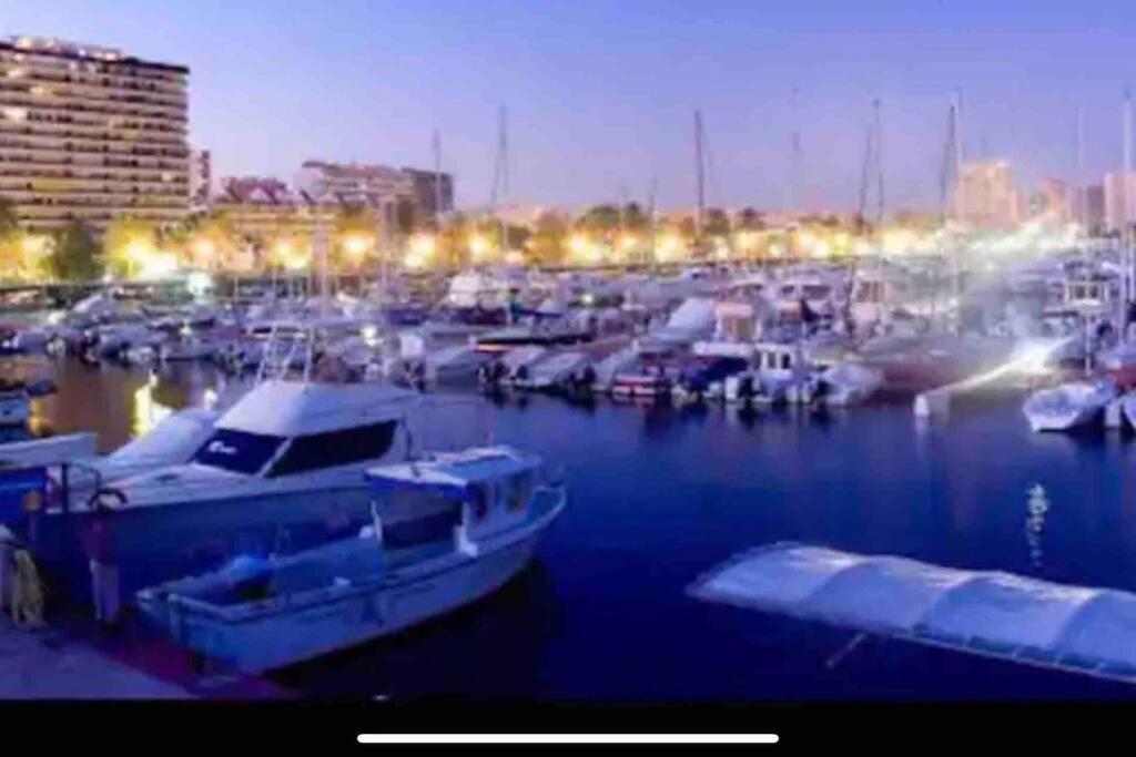 Precioso Apartamento Junto Al Mar 拉波夫拉德法尔纳尔斯 外观 照片